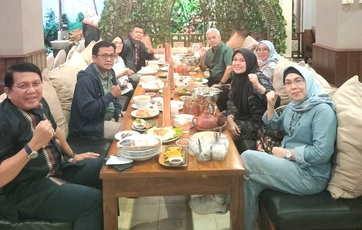 Buka Puasa Bersama Ramadhan 1446 H Tim Sekretariat  dengan Tim Depekab APINDO Kabupaten Bogor.